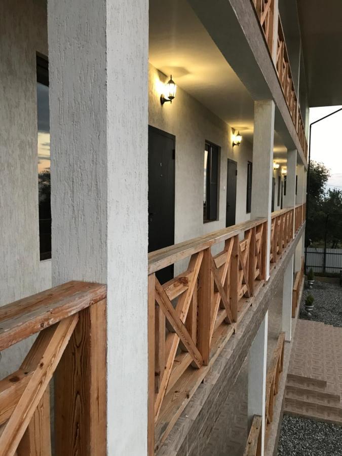 Guest House Dana Pitsunda Exterior foto